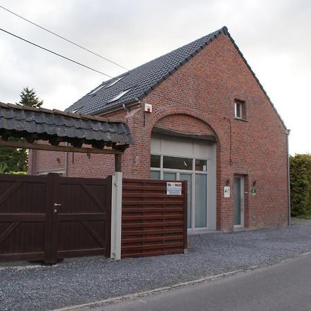 Le gîte de la Reine de Hongrie Soignies Exterior foto